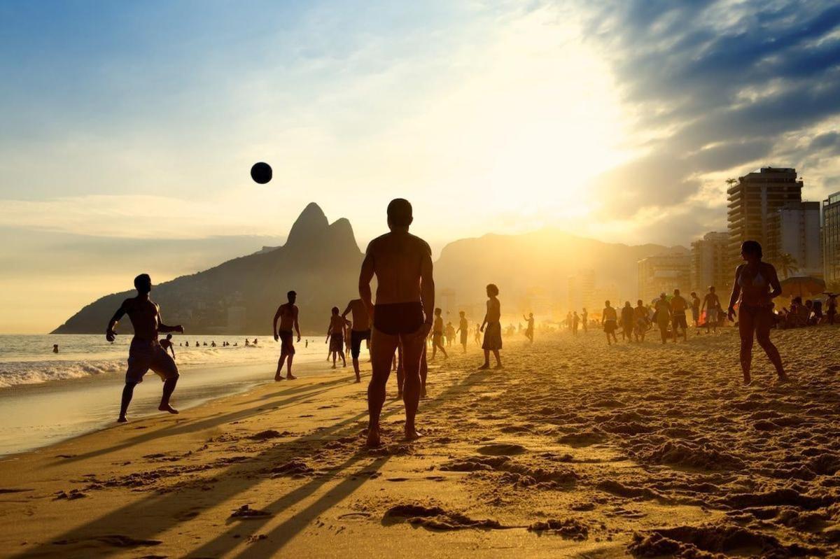 Copacabana Smart: * Rio de Janeiro